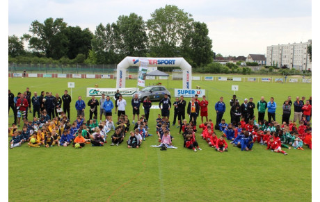 Toute les Photos U9-U11 sont maintenant en ligne ainsi que celles de l'organisation et de la 3ème mi-temps du dernier match senior